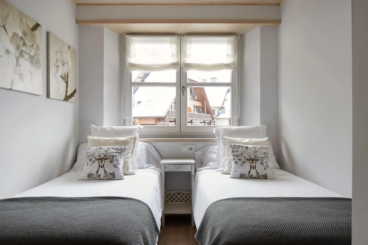 Val De Ruda Luxe 43 By Feelfree Rentals Baqueira Beret Spain